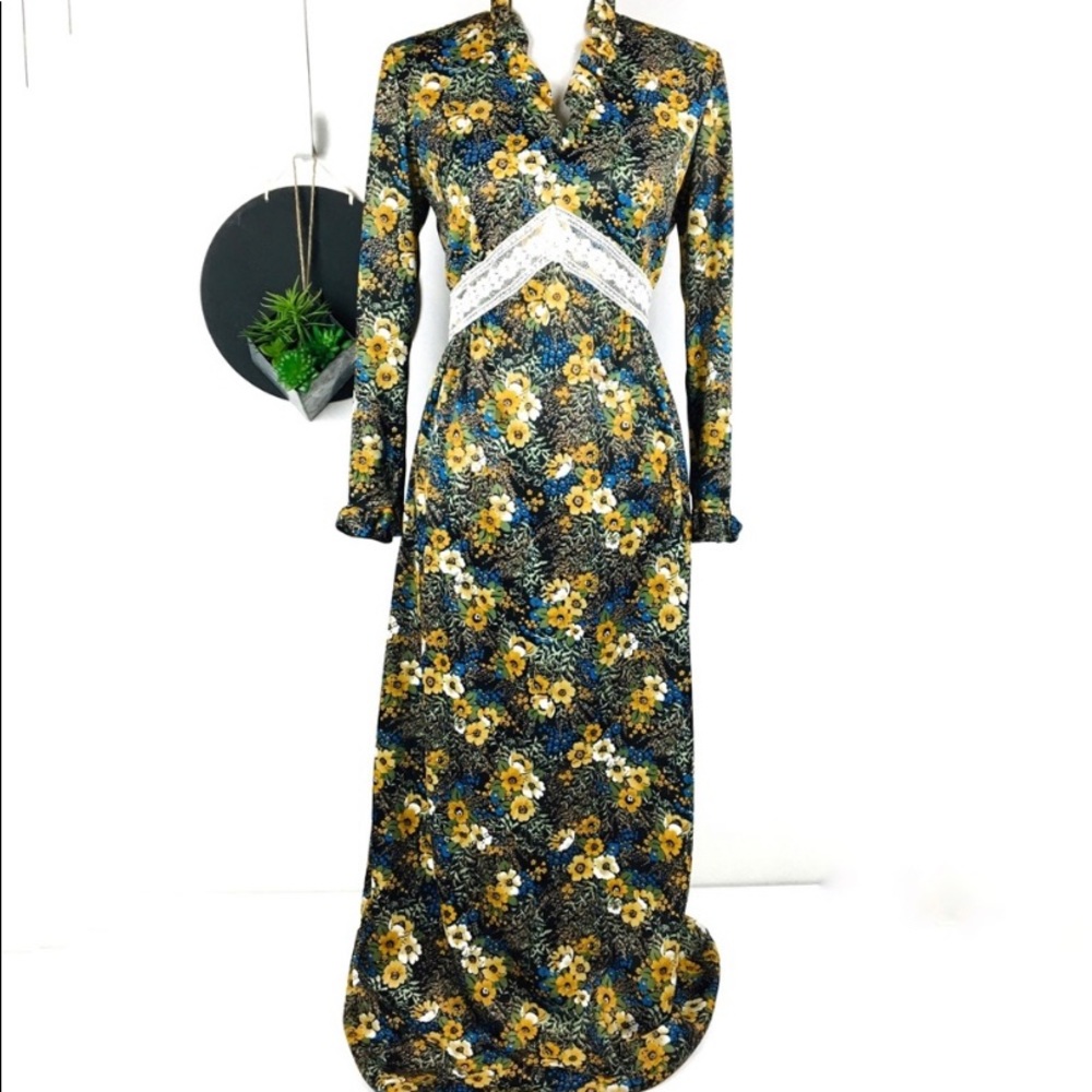 Vintage Sears 70’s Floral Dress